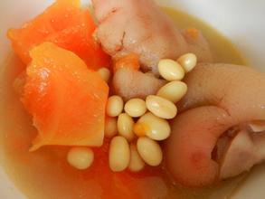 木瓜猪脚黄豆汤