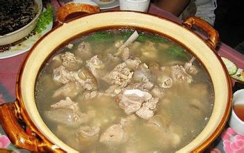 传统羊汤锅