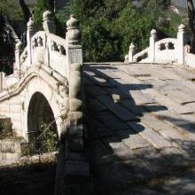 瓦洞石拱桥